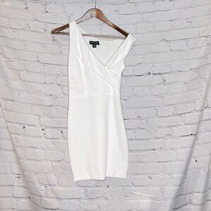 Stylestalker White Ribbed Dress Size X-Small Excellent Condition